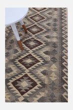 Load image into Gallery viewer, Beige Tapijt Laagpolig Handgeweven Wollen Vloerkleed - Koho Afghan Natural Kelim 292x84
