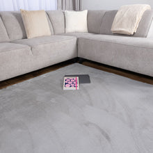 Load image into Gallery viewer, Grijs Tapijt Hoogpolig Vloerkleed met Anti-Slip – Koho Soft Fluffy – Superzacht Modern Tapijt - Koho Carpets