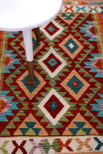 Load image into Gallery viewer, Kleurrijk Tapijt Laagpolig Handgeweven Wollen Vloerkleed - Koho Afghan Kelim 119x83