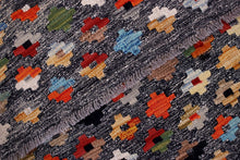 Load image into Gallery viewer, Kleurrijk Tapijt Laagpolig Handgeweven Wollen Vloerkleed - Koho Afghan Kelim 135x85