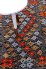 Load image into Gallery viewer, Kleurrijk Tapijt Laagpolig Handgeweven Wollen Vloerkleed - Koho Afghan Kelim 121x80