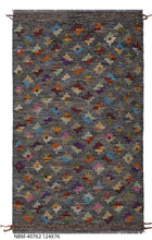 Load image into Gallery viewer, Kleurrijk Tapijt Laagpolig Handgeweven Wollen Vloerkleed - Koho Afghan Kelim 124x76