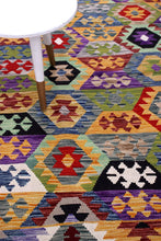 Load image into Gallery viewer, Kleurrijk Tapijt Laagpolig Handgeweven Wollen Vloerkleed - Koho Afghan Kelim 175x127
