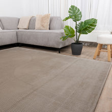 Load image into Gallery viewer, Donker Beige Tapijt Kwalitatief Laagpolig Vloerkleed Koho Premium Touch 3D Toon op Toon
