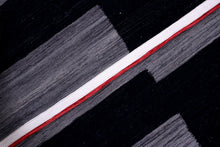 Load image into Gallery viewer, Grijs/Zwart Tapijt Laagpolig Handgeweven Wollen Vloerkleed - Koho Afghan Modern Kelim 299x201