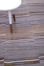 Load image into Gallery viewer, Grijs Tapijt Laagpolig Handgeweven Wollen Vloerkleed - Koho Afghan Modern Kelim 223x163