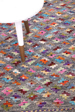 Load image into Gallery viewer, Kleurrijk Tapijt Laagpolig Handgeweven Wollen Vloerkleed - Koho Afghan Kelim 121x82