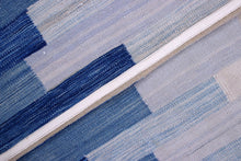 Load image into Gallery viewer, Blauw Tapijt Laagpolig Handgeweven Wollen Vloerkleed - Koho Afghan Modern Kelim 297x198