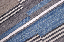 Load image into Gallery viewer, Blauw Tapijt Laagpolig Handgeweven Wollen Vloerkleed - Koho Afghan Modern Kelim 228x168