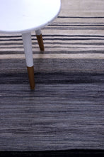Load image into Gallery viewer, Grijs Tapijt Laagpolig Handgeweven Wollen Vloerkleed - Koho Afghan Modern Kelim 148x99