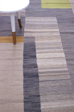 Load image into Gallery viewer, Beige Tapijt Laagpolig Handgeweven Wollen Vloerkleed - Koho Afghan Modern Kelim 287x197