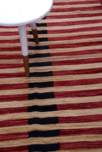 Load image into Gallery viewer, Rood Tapijt Laagpolig Handgeweven Wollen Vloerkleed - Koho Afghan Modern Kelim 147x146