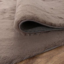 Load image into Gallery viewer, Taupe Tapijt Zacht Hoogpolig Vloerkleed Koho Extra Fluffy
