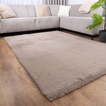 Load image into Gallery viewer, Taupe Tapijt Zacht Hoogpolig Vloerkleed Koho Extra Fluffy
