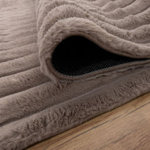 Load image into Gallery viewer, Taupe Tapijt Zacht Hoogpolig Vloerkleed Koho Stripe