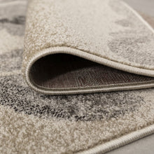 Load image into Gallery viewer, Beige met Grijs Tapijt Laagpolig Vloerkleed Koho Belgian Design Bloemenpatroon