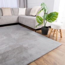 Load image into Gallery viewer, Grijs Tapijt Hoogpolig Vloerkleed met Anti-Slip – Koho Soft Fluffy – Superzacht Modern Tapijt - Koho Carpets
