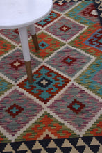 Load image into Gallery viewer, Kleurrijk Tapijt Laagpolig Handgeweven Wollen Vloerkleed - Koho Afghan Kelim 148x102
