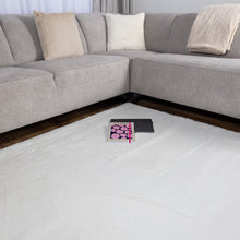 Load image into Gallery viewer, Crème Wit Tapijt Hoogpolig Vloerkleed met Anti-Slip – Koho Soft Fluffy – Superzacht Modern Tapijt - Koho Carpets
