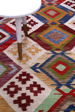 Load image into Gallery viewer, Kleurrijk Tapijt Laagpolig Handgeweven Wollen Vloerkleed - Koho Afghan Kelim 188x126
