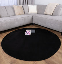 Load image into Gallery viewer, Zwart Rond Tapijt Laagpolig Rond Vloerkleed met Anti Slip Koho Soft Comfort Wasbaar op 30°

