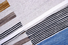 Load image into Gallery viewer, Blauw Tapijt Laagpolig Handgeweven Wollen Vloerkleed - Koho Afghan Modern Kelim 143x108
