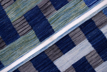Load image into Gallery viewer, Blauw Tapijt Laagpolig Handgeweven Wollen Vloerkleed - Koho Afghan Modern Kelim 299x202
