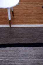 Load image into Gallery viewer, Oranje Tapijt Laagpolig Handgeweven Wollen Vloerkleed - Koho Afghan Modern Kelim 222x147
