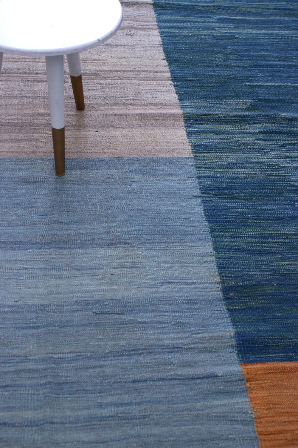 Blauw Tapijt Laagpolig Handgeweven Wollen Vloerkleed - Koho Afghan Modern Kelim 346x245