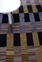 Load image into Gallery viewer, Goud Tapijt Laagpolig Handgeweven Wollen Vloerkleed - Koho Afghan Modern Kelim 146x103
