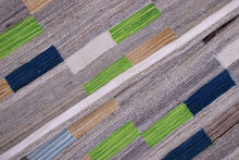 Load image into Gallery viewer, Grijs Tapijt Laagpolig Handgeweven Wollen Vloerkleed - Koho Afghan Modern Kelim 223x156
