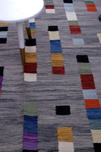 Load image into Gallery viewer, Grijs Tapijt Laagpolig Handgeweven Wollen Vloerkleed - Koho Afghan Modern Kelim 225x166
