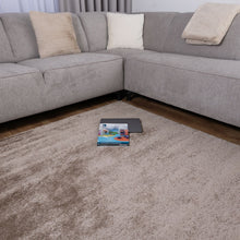 Load image into Gallery viewer, Beige Tapijt Laagpolig Vloerkleed Koho Premium Soft
